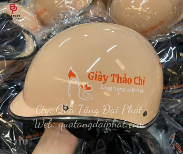 Nón bảo hiểm kết liền