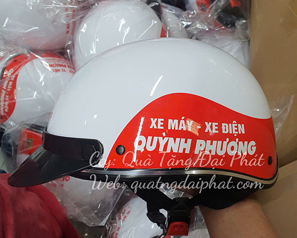 Quà tặng Đại Phát - Địa chỉ in logo mũ bảo hiểm số lượng ít uy tín, chất lượng
