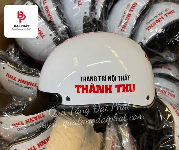 Nón bảo hiểm cửa hàng nội thất Nón bảo hiểm cửa hàng nội thất