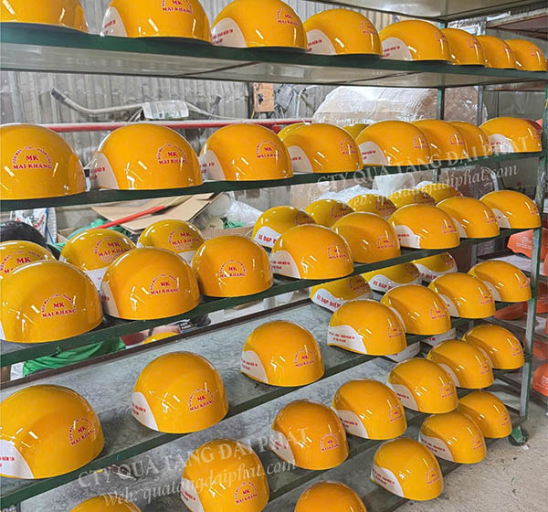 Tiêu chí đánh giá xưởng sản xuất nón bảo hiểm in logo Bình Định