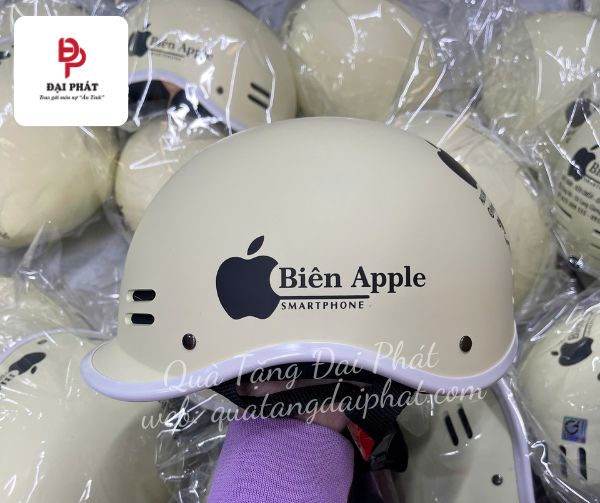 Nón bảo hiểm cửa hàng điện thoại di động