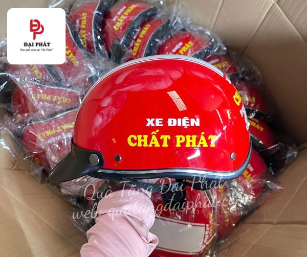 Nón bảo hiểm in logo - Quà tặng thiết thực cho các chương trình, sự kiện