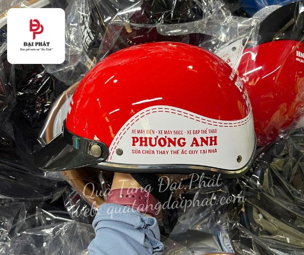 Nón bảo hiểm in logo - Kênh quảng bá thương hiệu rẻ mà hiệu quả